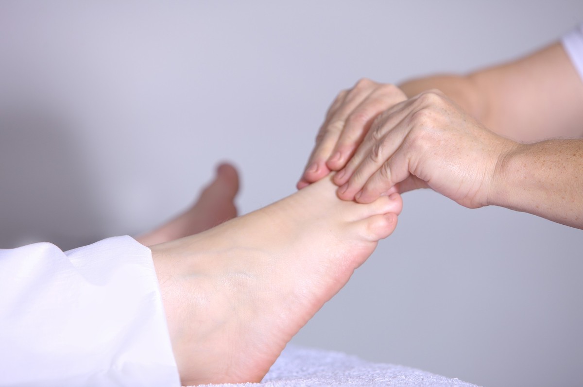 Is Peripheral Neuropathy Causing the Numbness or Tingling in Your Feet